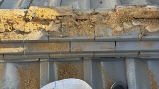 松原市 I様邸 1階の屋根葺き替え工事 福泉工業シルキーGⅡギングロ 瓦撤去~下地工事まで