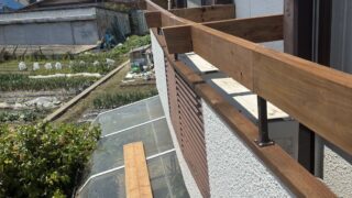 松原市　E様邸　窓木製手摺やり変え工事